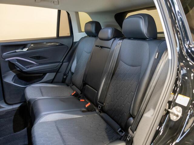 Volkswagen TIGUAN 1.5 eTSI Life Edition / 130pk / Rondomzicht camera / Dodehoek assistent / Stoelverwarming /
