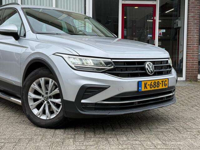 Volkswagen TIGUAN 1.5 TSI Life Orgineel NL I Stoelverwarming I Trekhaak I Adaptive Cruise I Volledig onderhouden