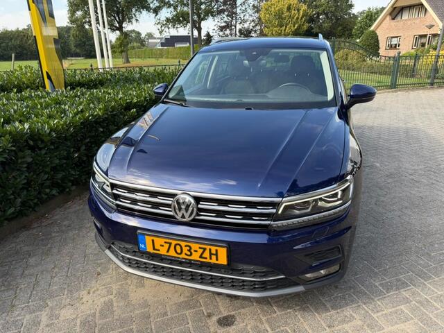 Volkswagen TIGUAN 2.0 TSI 4Motion Highline Led / Carplay / ACC / Trekhaak