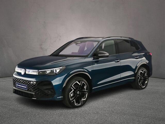 Volkswagen TIGUAN 1.5 eHybrid R-Line Edition 272pk DSG Automaat, Trekhaak, Panoramadak, Lederen bekleding, Harman Kardon, 360 camera, Adaptive cruise control, Dodehoeksensoren, Matrix LED koplampen, App-connect, Navigatie, Elektrische achterklep