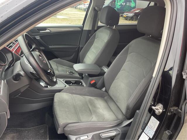 Volkswagen TIGUAN Allspace 1.5 TSI 150pk Comfortline Business 7p. DSG / Navigatie / Panoramadak / Trekhaak 276