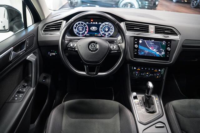 Volkswagen TIGUAN 1.4 TSI ACT R-Line|Trekhaak|Virtual|LED|Stoelverwarming|Navi
