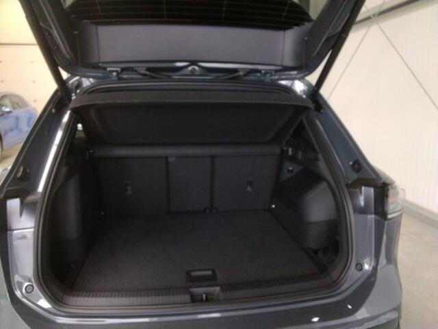 Volkswagen TIGUAN 1.5 eHybrid 204pk DSG R-Line / Panoramadak / Trekhaak / 360 Camera / HD Matrix Led