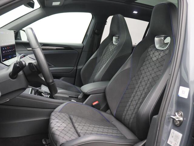 Volkswagen TIGUAN 1.5 eTSI R-Line Business 150PK DSG Panoramadak, Trekhaak, Head-Up Display, Harman Kardon Audio, 360gr. Camera, 20" LM Velgen, DCC