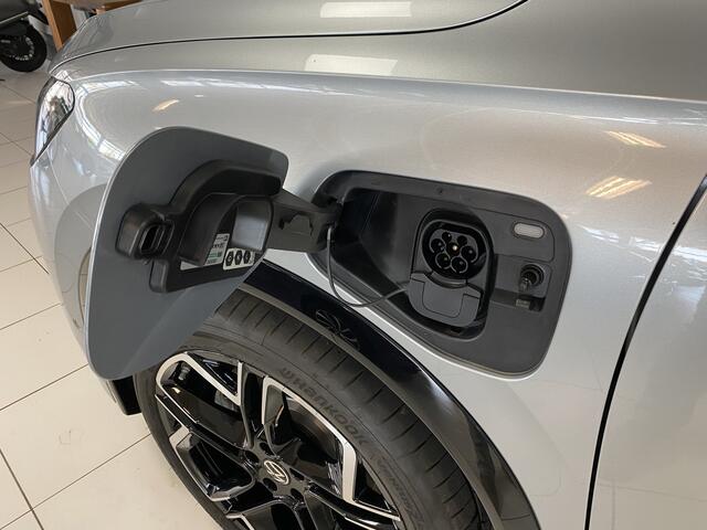 Volkswagen TIGUAN 1.5 eHybrid R-Line Edition 272 PK Black-Style Panoramadak / Headup / Dynamic Light / harman-kardon / Trekhaak/ Leer / Massage stoelen