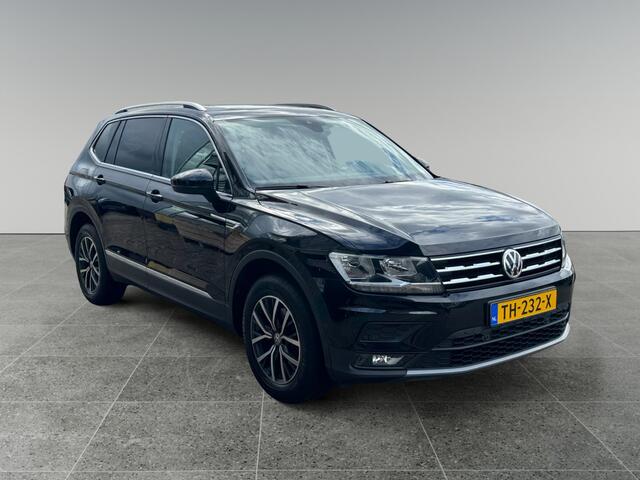 Volkswagen TIGUAN Allspace 1.4 150pk TSI Comfortline Business 7p. Panoramadak | Trekhaak | Stoelverwarming