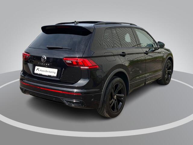 Volkswagen TIGUAN 1.5TSI/150PK R-Line Black Style DSG · Panoramadak · Apple/Android Car Play · Stoel- & stuurverwarming