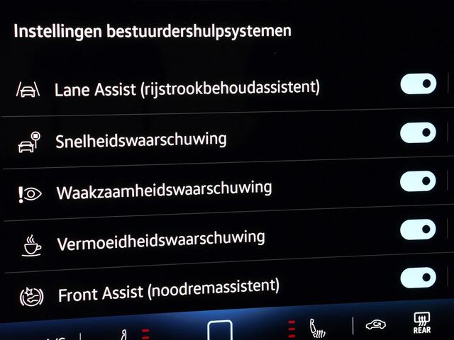 Volkswagen TIGUAN Limited Edition 1.5 eHybrid 204 PK 6 versn. DSG · Design Pakket Dark · Trekhaak inklapbaar, met elektrische ontgrendeling, incl. aanhangermanoeuvreerhulp Trailer Assist · Voorraad OUTLET · Prijs is inclusief inruilpremie ·