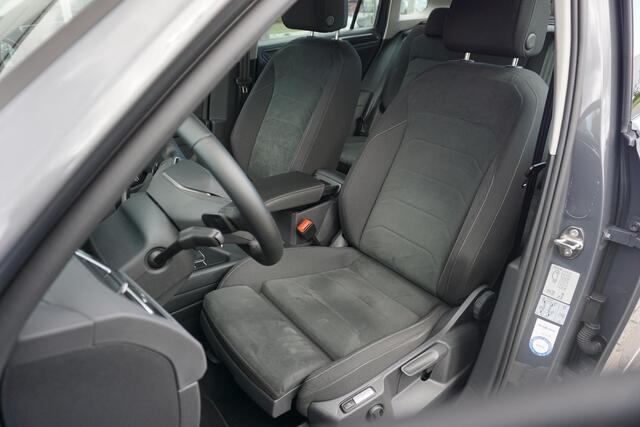 Volkswagen TIGUAN 1.4 TSI eHybrid Elegance | ACC | HUD | IQ | CarPlay | massage