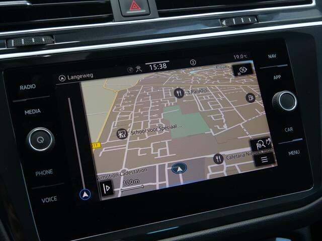 Volkswagen TIGUAN 1.5 TSI Elegance 150 Pk Automaat Navi / DAB / Camera