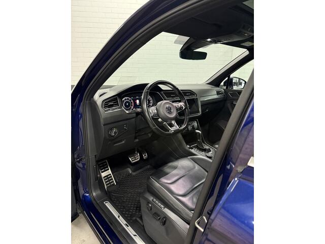 Volkswagen TIGUAN 2.0 TSI 4Motion R-Line! Pano, HUD, 360 Camera, Elektr. Trekh. Memory stoelen!