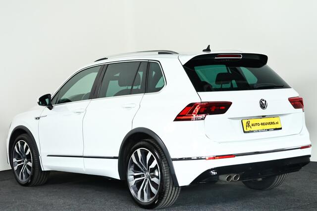 Volkswagen TIGUAN 2.0 TSI 4Motion Highline / LED / ACC / HUD / DynAudio / CarPlay