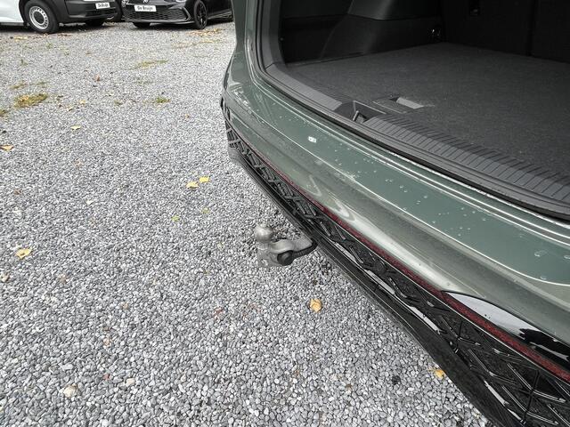 Volkswagen TIGUAN 1.5 eTSI 150pk DSG R-Line (Trekhaak,Camera,IQ,Harman)