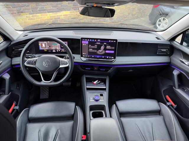 Volkswagen TIGUAN 1.5 ETSI LIFE Edition Massage stoelen Leer Camera