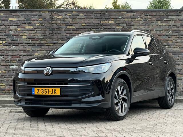 Volkswagen TIGUAN 1.5 ETSI LIFE Edition Massage stoelen Leer Camera