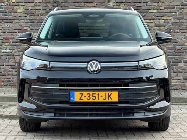 Volkswagen TIGUAN 1.5 ETSI LIFE Edition Massage stoelen Leer Camera
