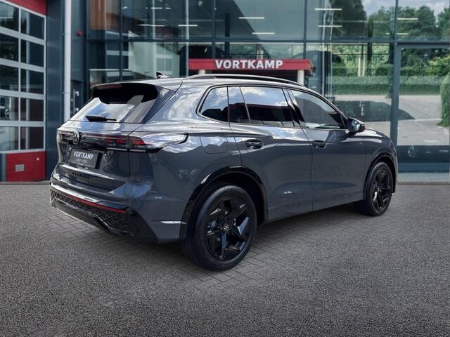 Volkswagen TIGUAN 1.5 eTSI R-LINE TREKHAAK/360CAM/ELEK-KLEP/ACC/STOEL+STUURVERW/CARPLAY