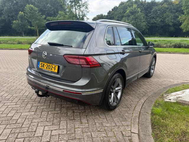 Volkswagen TIGUAN 1.4 TSI R LINE BOVAG GARANTIE CARPLAY/PANO/NAVI
