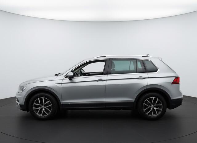 Volkswagen TIGUAN 1.4 TSI 150PK ACT DSG COMFORTLINE PANORAMADAK/CARPLAY/TREKHAAK