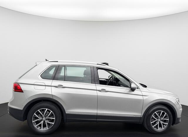 Volkswagen TIGUAN 1.4 TSI 150PK ACT DSG COMFORTLINE PANORAMADAK/CARPLAY/TREKHAAK