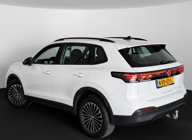 Volkswagen TIGUAN 1.5 TSI 204PK eHybrid DSG LIFE 360°CAMERA/HARMAN-KARDON/HEAD-UP/TREKHAAK *Fabrieksgarantie 2030*