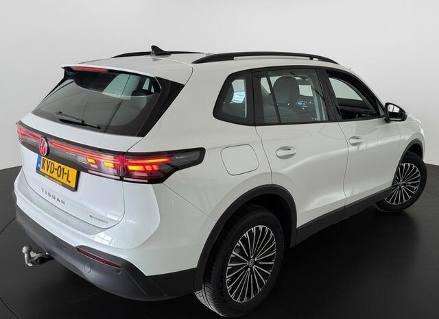 Volkswagen TIGUAN 1.5 TSI 204PK eHybrid DSG LIFE 360°CAMERA/HARMAN-KARDON/HEAD-UP/TREKHAAK *Fabrieksgarantie 2030*