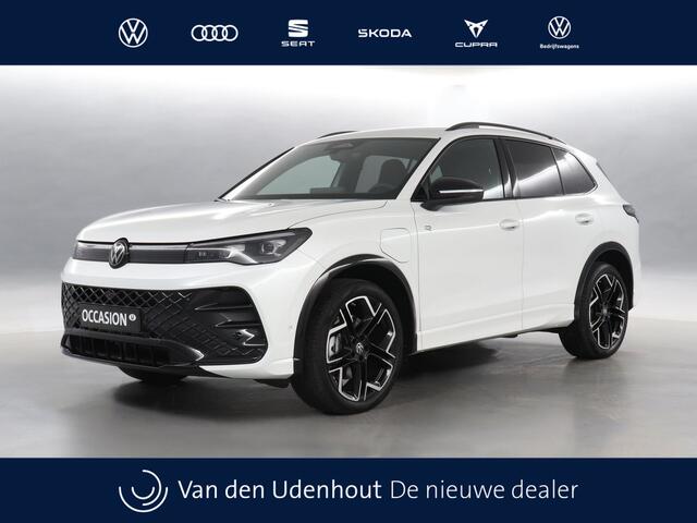 Volkswagen TIGUAN 1.5 eHybrid 204pk R-Line Edition DSG / Head-up Display / Stoelverwarming / 360 Camera / Trekhaak