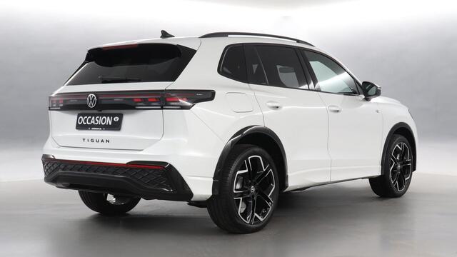 Volkswagen TIGUAN 1.5 eHybrid 204pk R-Line Edition DSG / Head-up Display / Stoelverwarming / 360 Camera / Trekhaak