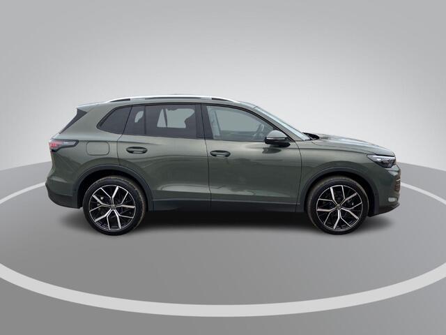 Volkswagen TIGUAN 1.5 eHybrid 204pk DSG Life Panoramadak · Trekhaak · Camera + Parkeersensoren · 20" Garantie t/m 23-07-2028 of 100000KM