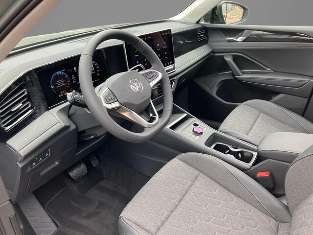 Volkswagen TIGUAN 1.5 eHybrid 204pk DSG Life Panoramadak · Trekhaak · Camera + Parkeersensoren · 20" Garantie t/m 23-07-2028 of 100000KM