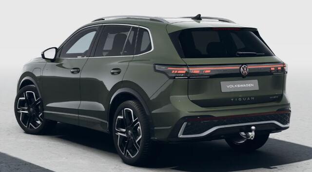 Volkswagen TIGUAN 1.5 eHybrid 272PK DSG R-Line Edition / Resterende Fabrieksgarantie tot 29-06 2030 / Trekhaak / Panoramadak / 20'' LMV / VW