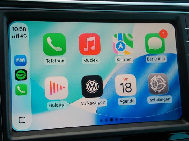 Volkswagen TIGUAN 1.4 TSI R-Line, Trekhaak / Elektr. Schuifdak / Full LED / Carplay + Android Auto / 19' LMV