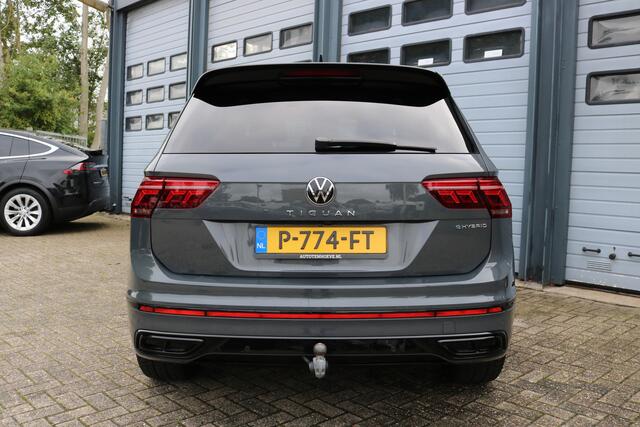 Volkswagen TIGUAN 1.4 TSI eHybrid R-Line Black style Virtual cockpit Xenon Led Navi Panodak T-haak Bj:2021
