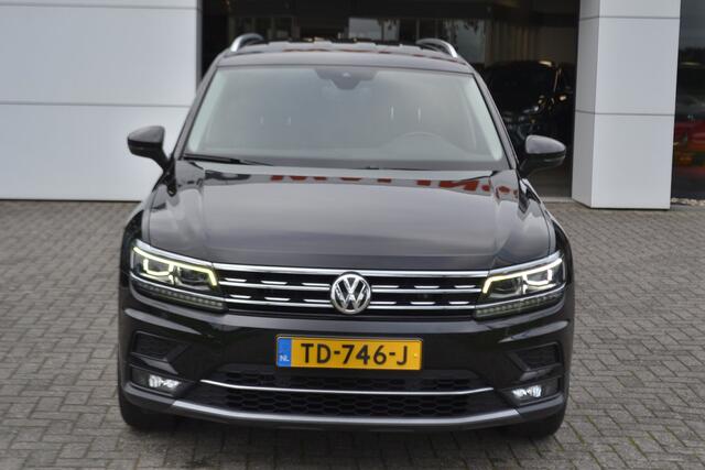 Volkswagen TIGUAN Allspace 1.4 TSI Highline 7persoons! | Leer | Matrix led-koplampen | Camera | Digitaal Cockpit | Dealer onderhouden. 1800kg trekgewicht na montage trekhaak.