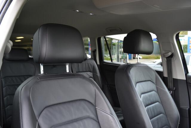 Volkswagen TIGUAN Allspace 1.4 TSI Highline 7persoons! | Leer | Matrix led-koplampen | Camera | Digitaal Cockpit | Dealer onderhouden. 1800kg trekgewicht na montage trekhaak.