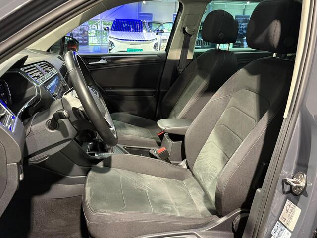 Volkswagen TIGUAN 1.4 TSI eHybrid Business+ | SOH 96,8% | Panoramadak | Camera | Navigatie | Climate Control |