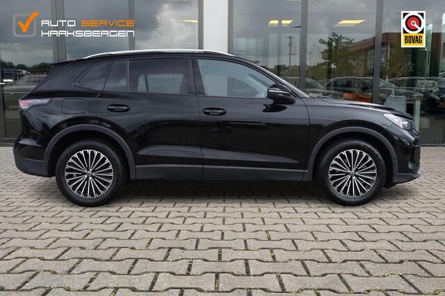 Volkswagen TIGUAN 1.5 eTSI Life 150PK | Trekhaak | 360 Camera | Winterpakket | Fabrieksgarantie