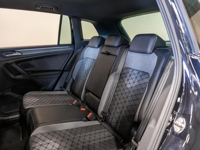 Volkswagen TIGUAN 1.5 TSI 2x R-Line Business+ / 150pk / Trekhaak / NAP / Rondomzicht camera / Keyless /