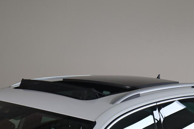 Volkswagen TIGUAN 1.5 TSI Comfortline Business - NL Auto!! Stoelmassage+verw I Pano I Adap Cruise