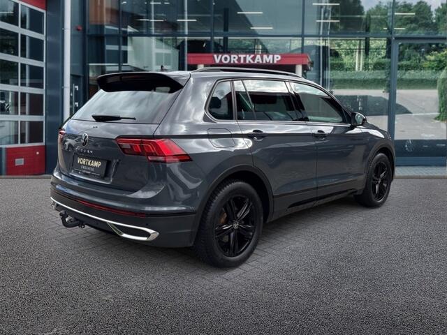 Volkswagen TIGUAN 1.5 TSI DSG Urban SPORT TREKHAAK/E-KLEP/PDC/ACC/HUD/STOEL+STUURVERW