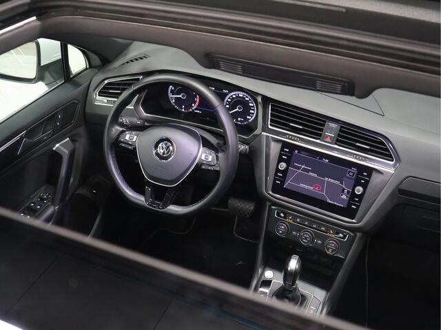 Volkswagen TIGUAN 1.4 TSI ACT Comfortline Business R Line [SCHUIFKANTELDAK, APPLE CARPLAY, ANDROID, STOELVERWARMING, ADAPTIVE CRUISE CONTROL, DIGITAL DASH, CAMERA, PDC V+A, ELEKTRISCHE ACHTERKLEP, CLIMATE CONTROL, LED, BLUETOOTH, NIEUWSTAAT]