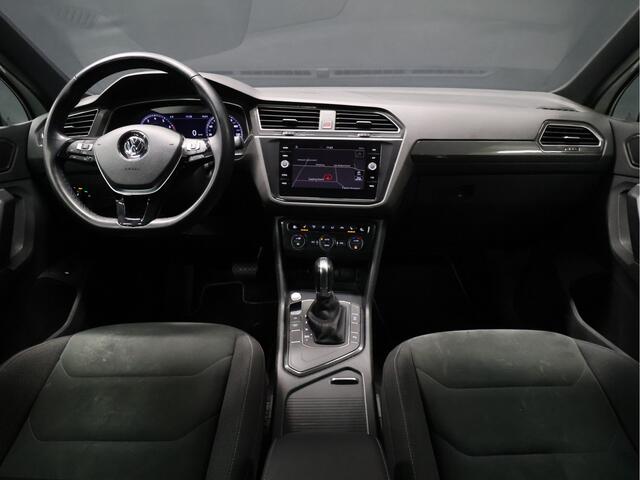 Volkswagen TIGUAN 1.4 TSI ACT Comfortline Business R Line [SCHUIFKANTELDAK, APPLE CARPLAY, ANDROID, STOELVERWARMING, ADAPTIVE CRUISE CONTROL, DIGITAL DASH, CAMERA, PDC V+A, ELEKTRISCHE ACHTERKLEP, CLIMATE CONTROL, LED, BLUETOOTH, NIEUWSTAAT]