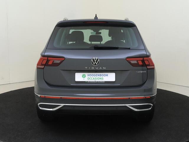 Volkswagen TIGUAN 1.4 TSI Elegance eHybrid | SoH 97% | Trekhaak | Adaptieve demping | Matrix LED verlichting | Adaptieve cruise control | Dodehoekdetectie | Parkeersensoren | Stoel- en stuurwielverwarming |