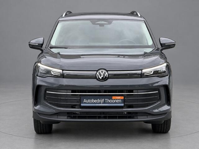 Volkswagen TIGUAN 1.5 eHybrid Life | trekhaak | keyless | 360º camera