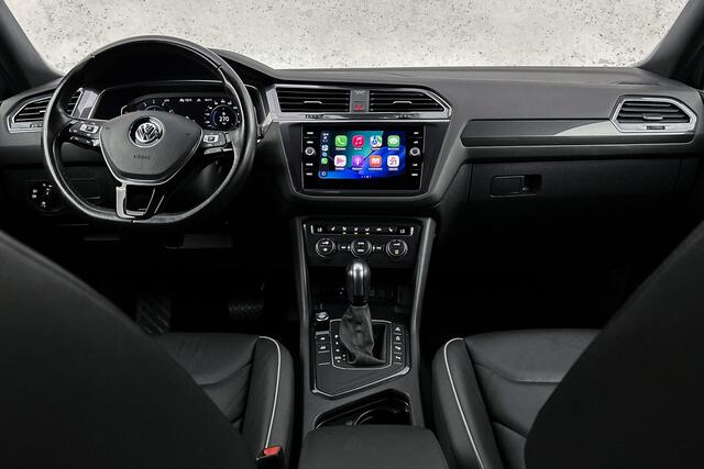Volkswagen TIGUAN Allspace 1.5 TSI Business R-line | Trekhaak | Adaptieve cruise control | LED koplampen