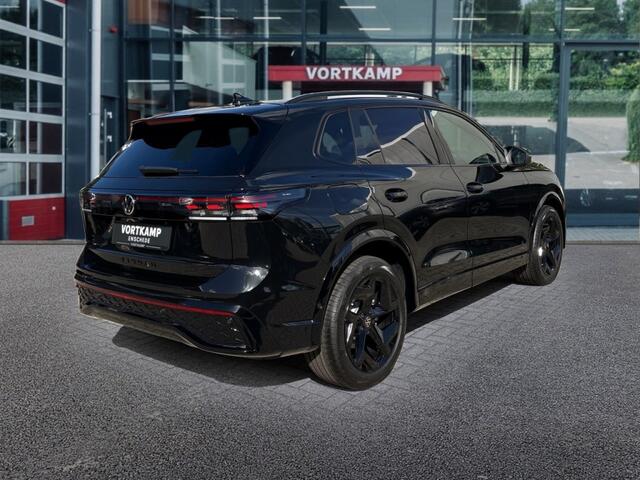 Volkswagen TIGUAN 1.5 eTSI R-LINE TREKHAAK/CAMERA/ELEK-KLEP/ACC/IQ/STOEL+STUURVERW