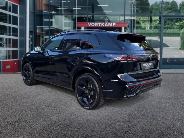 Volkswagen TIGUAN 1.5 eTSI R-LINE TREKHAAK/CAMERA/ELEK-KLEP/ACC/IQ/STOEL+STUURVERW