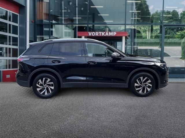 Volkswagen TIGUAN 1.5 eTSI LIFE TREKHAAK/CAMERA/ELEK-KLEP/ACC/STOEL+STUURVERW/CARPLAY