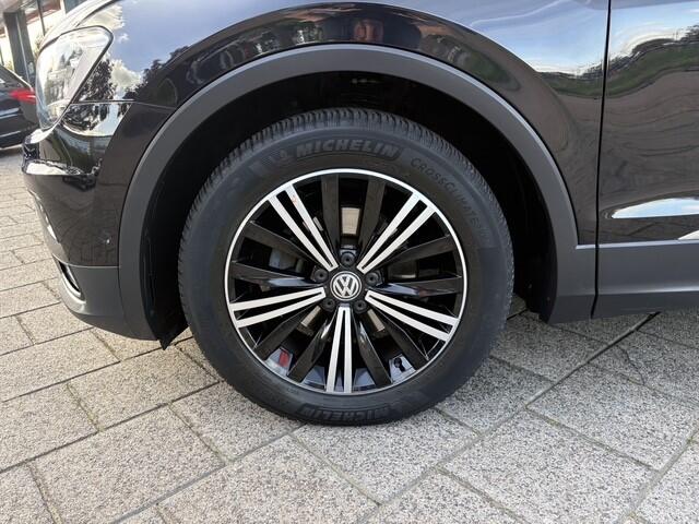 Volkswagen TIGUAN 1.4 TSI 4Motion Highline | Navi | Trekhaak | Camera | 92.007 km Dealeronderhouden