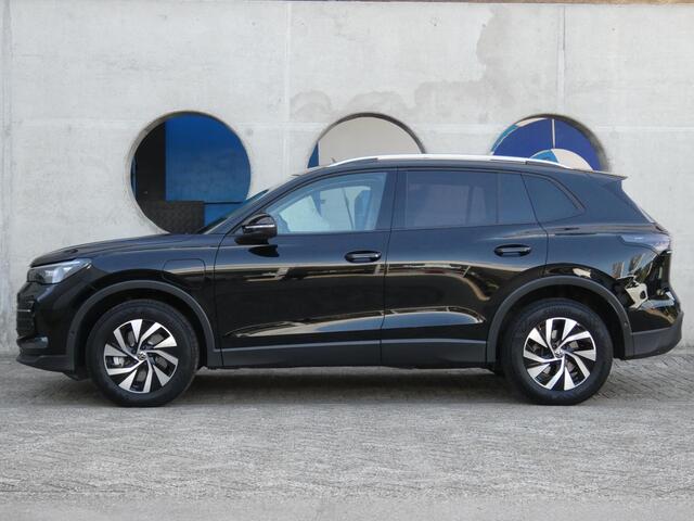Volkswagen TIGUAN 1.5 eHybrid Life Edition | TREKHAAK | APPLE CARPLAY | NAVIGATIE |
